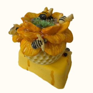 Honeycats Honey bath bomb
