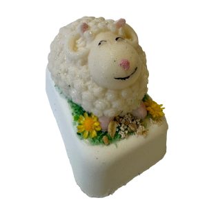 'Sugar Lamb' 2-in-1 bath bomb & soap topper